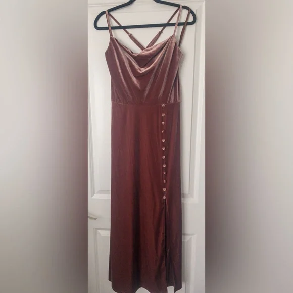 Revelry | Dresses | Rose Gold Velvet Dress | Poshmark